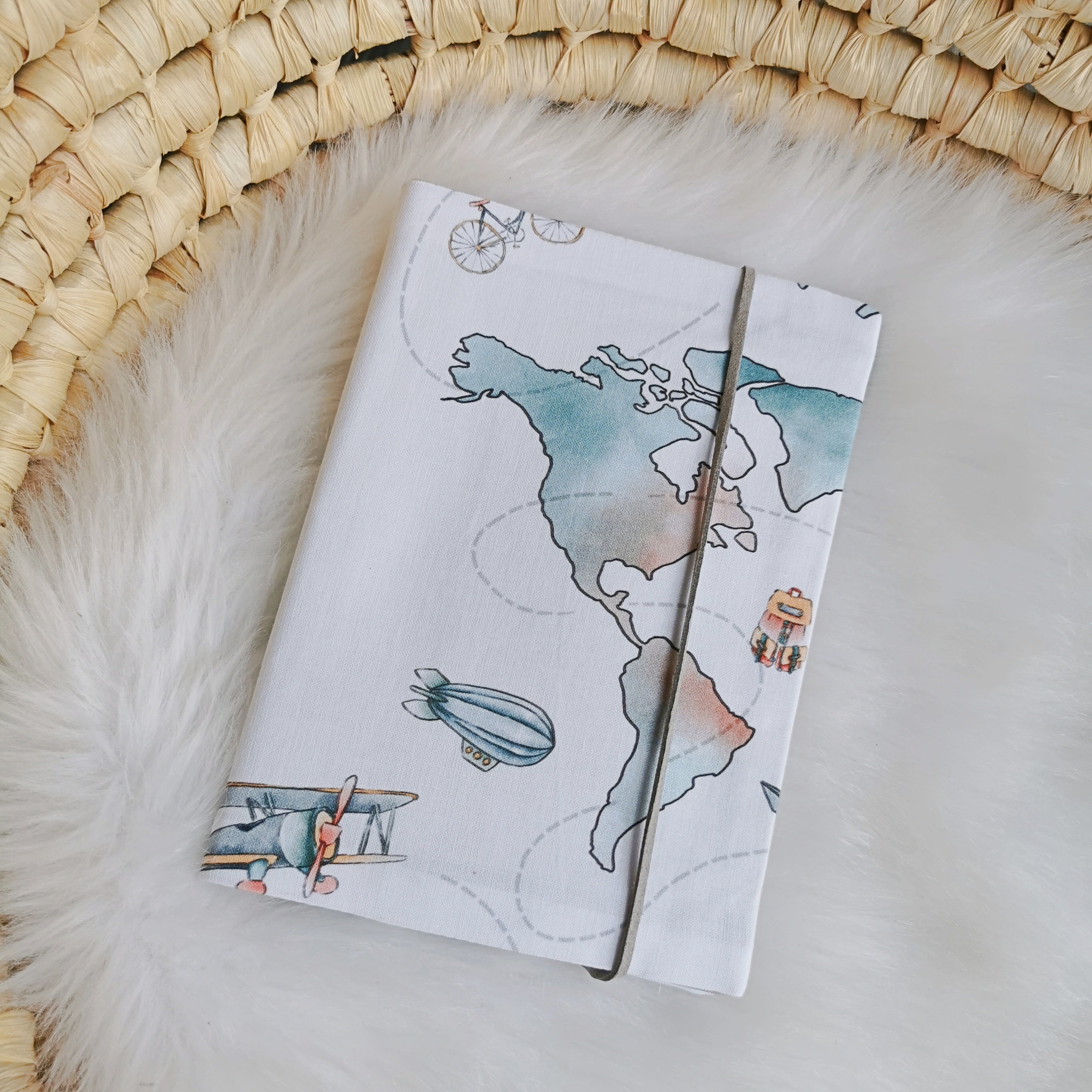 Maternity Passport Cover "World Trip"