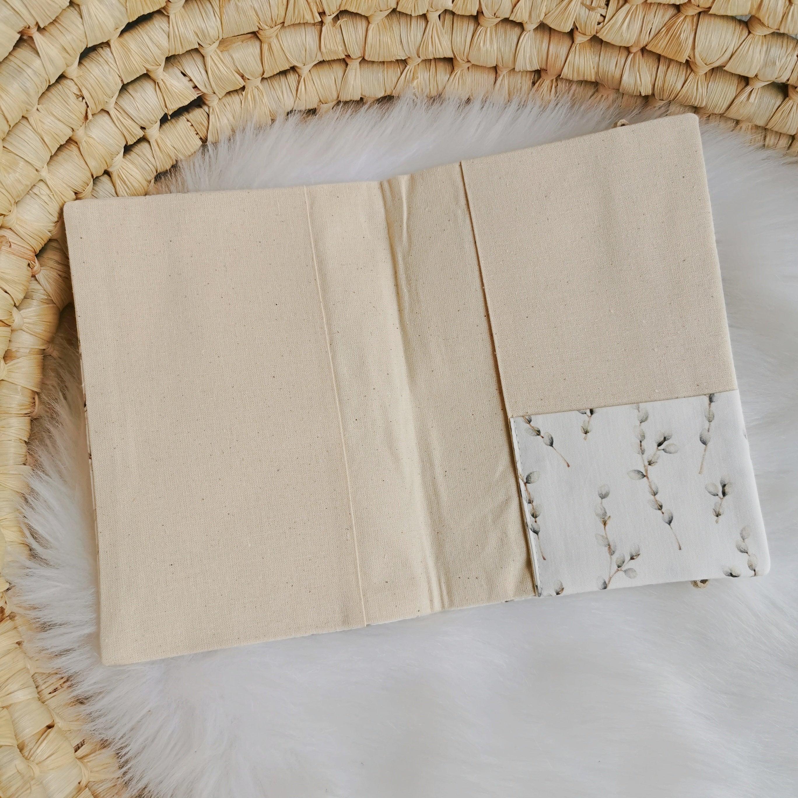 Maternity Passport Cover "Twigs"