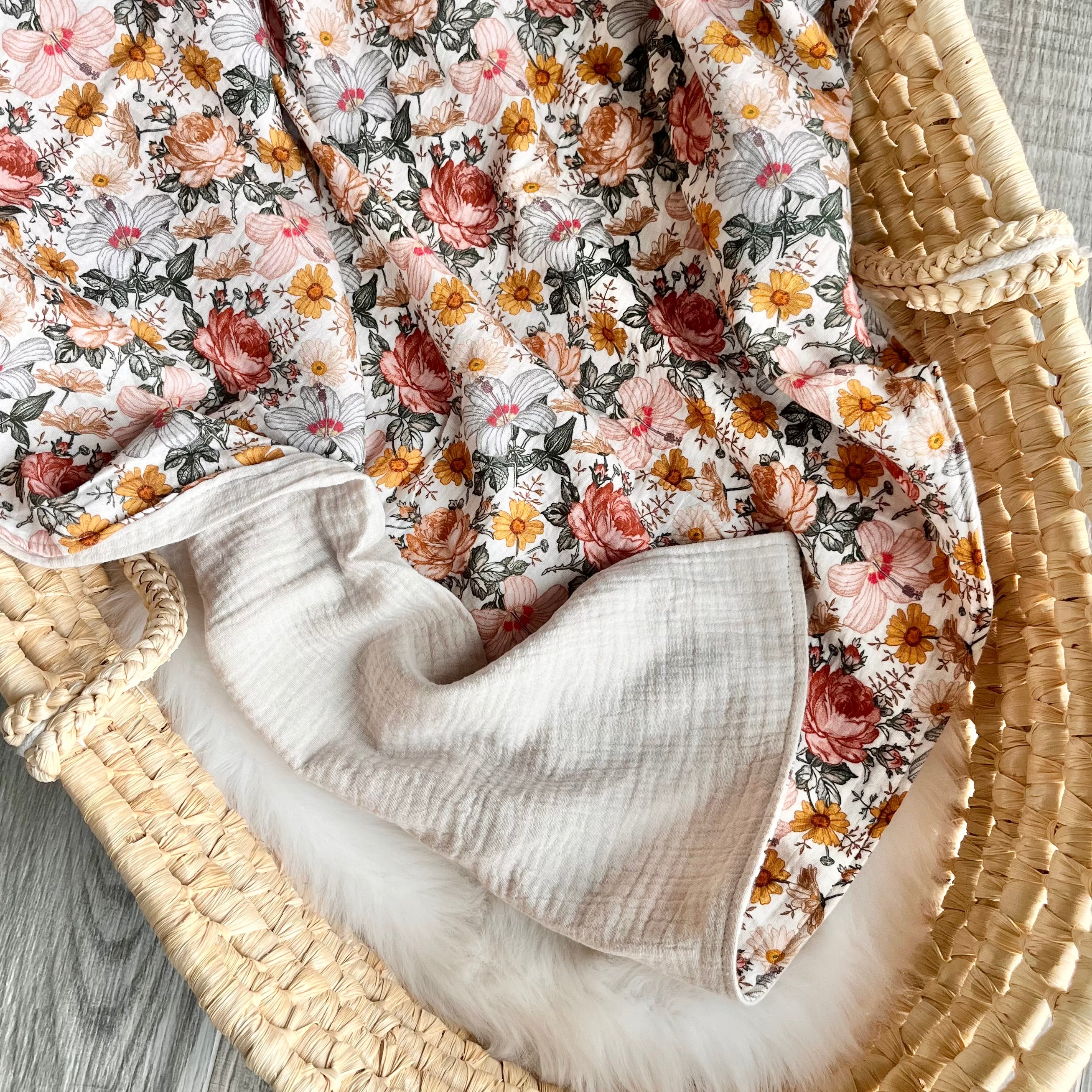 Kuscheldecke "Retro Blumen"