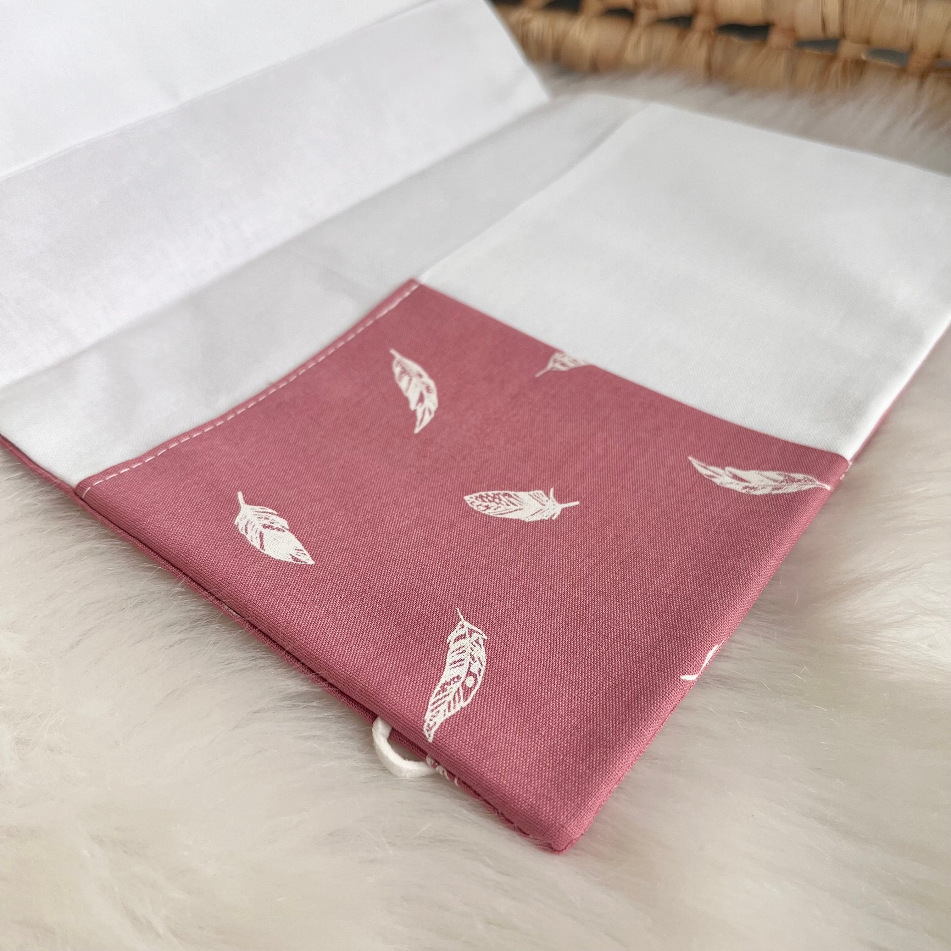 U-book cover "feathers", pink
