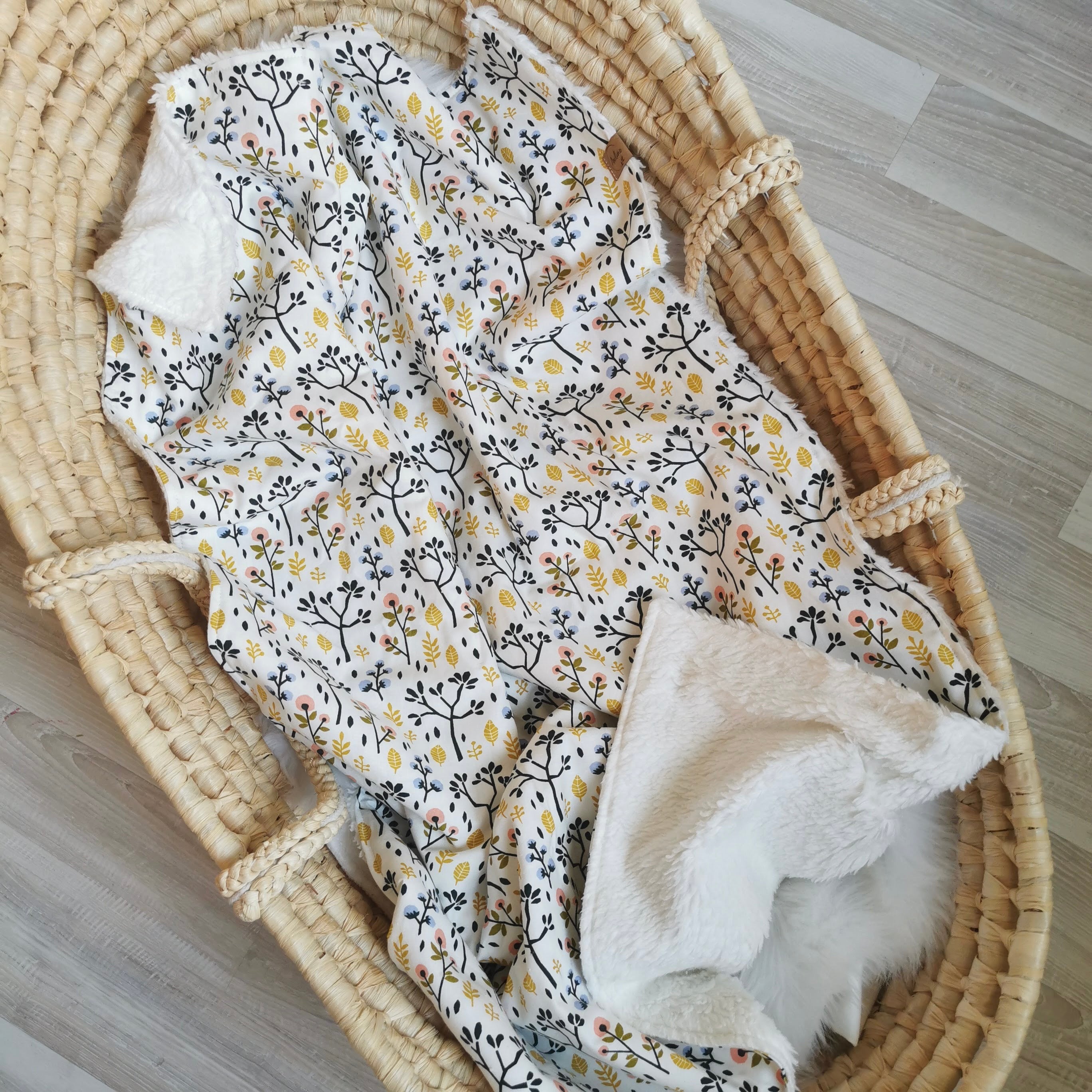 Kuscheldecke "Herbstzweige"