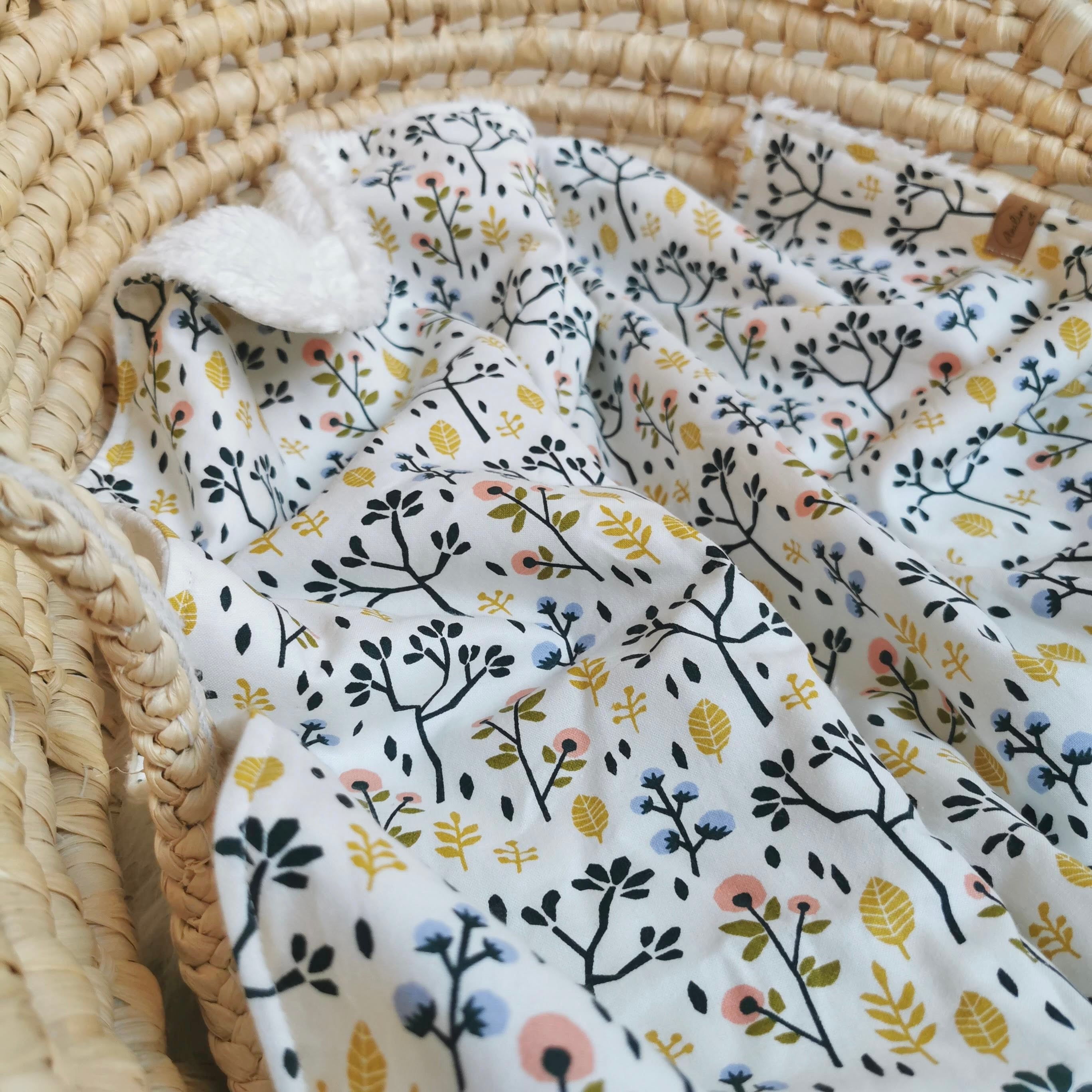 Kuscheldecke "Herbstzweige"