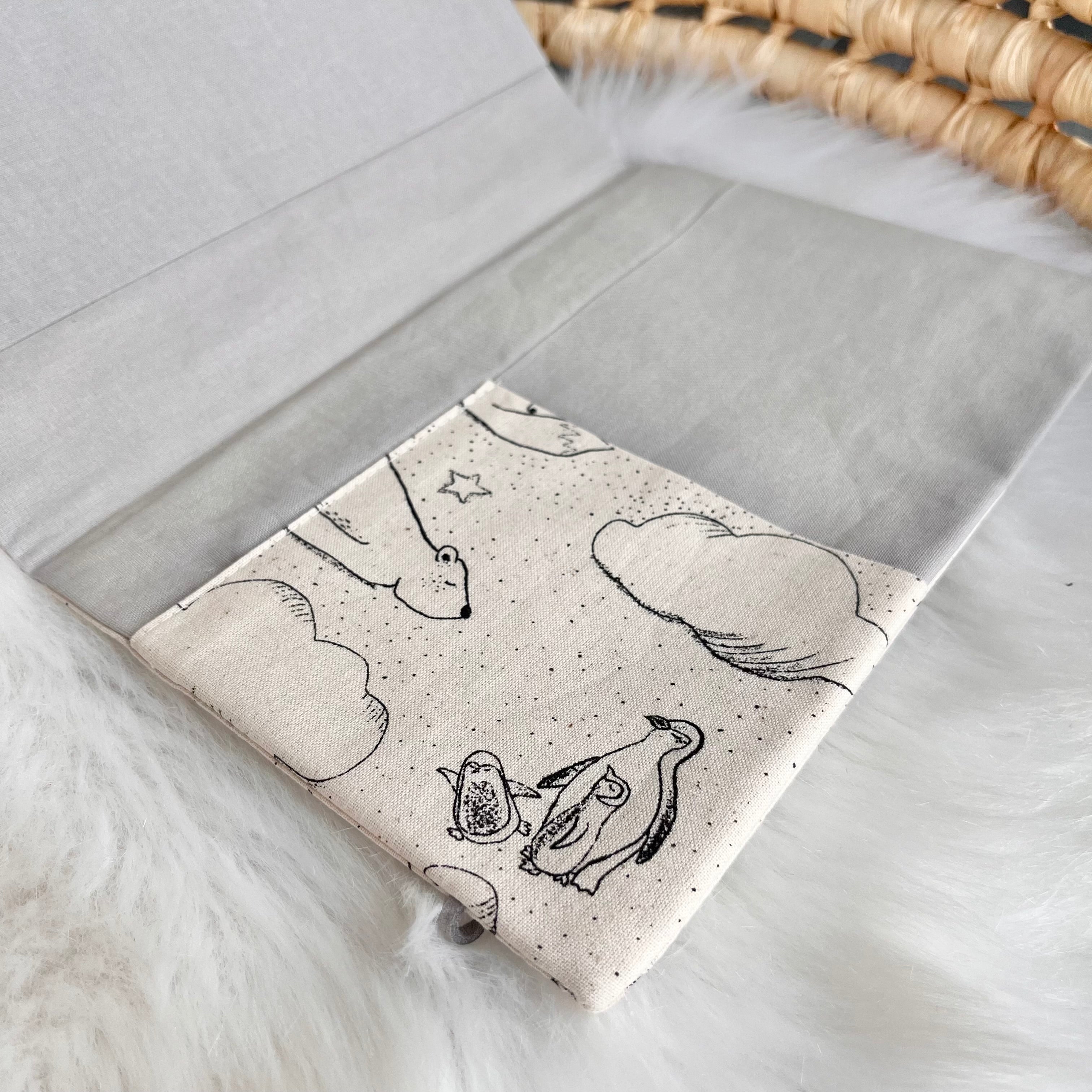 U-booklet cover "animals", beige