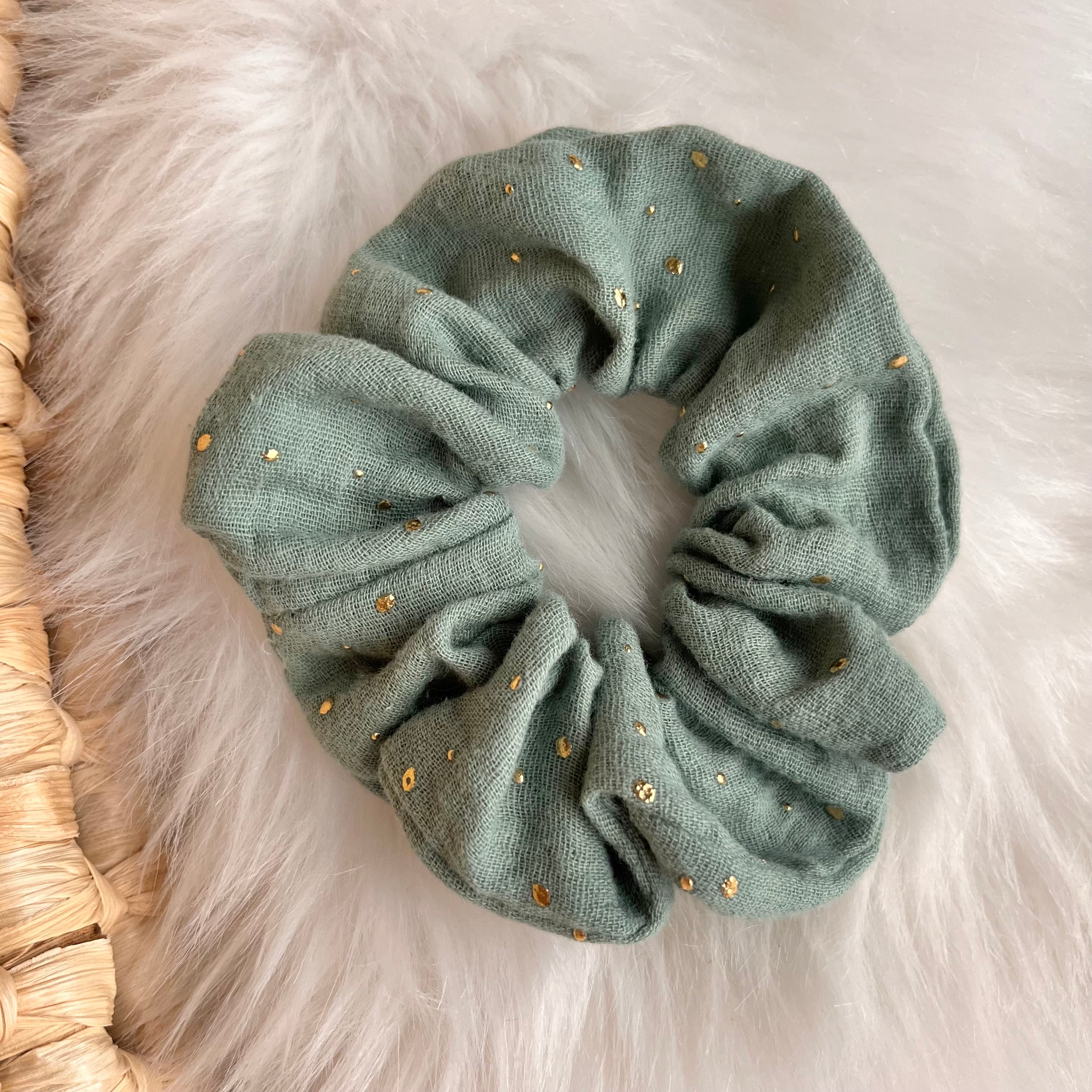 Scrunchie "Goldpunkte", altgrün