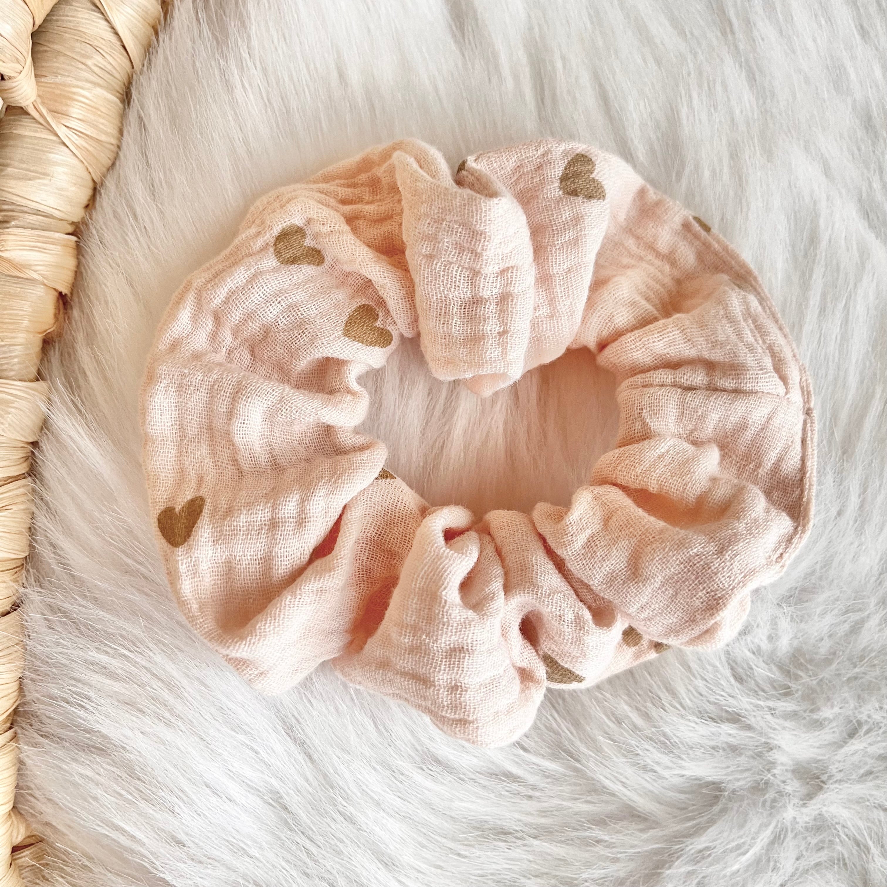 Scrunchie "Herzchen", sand