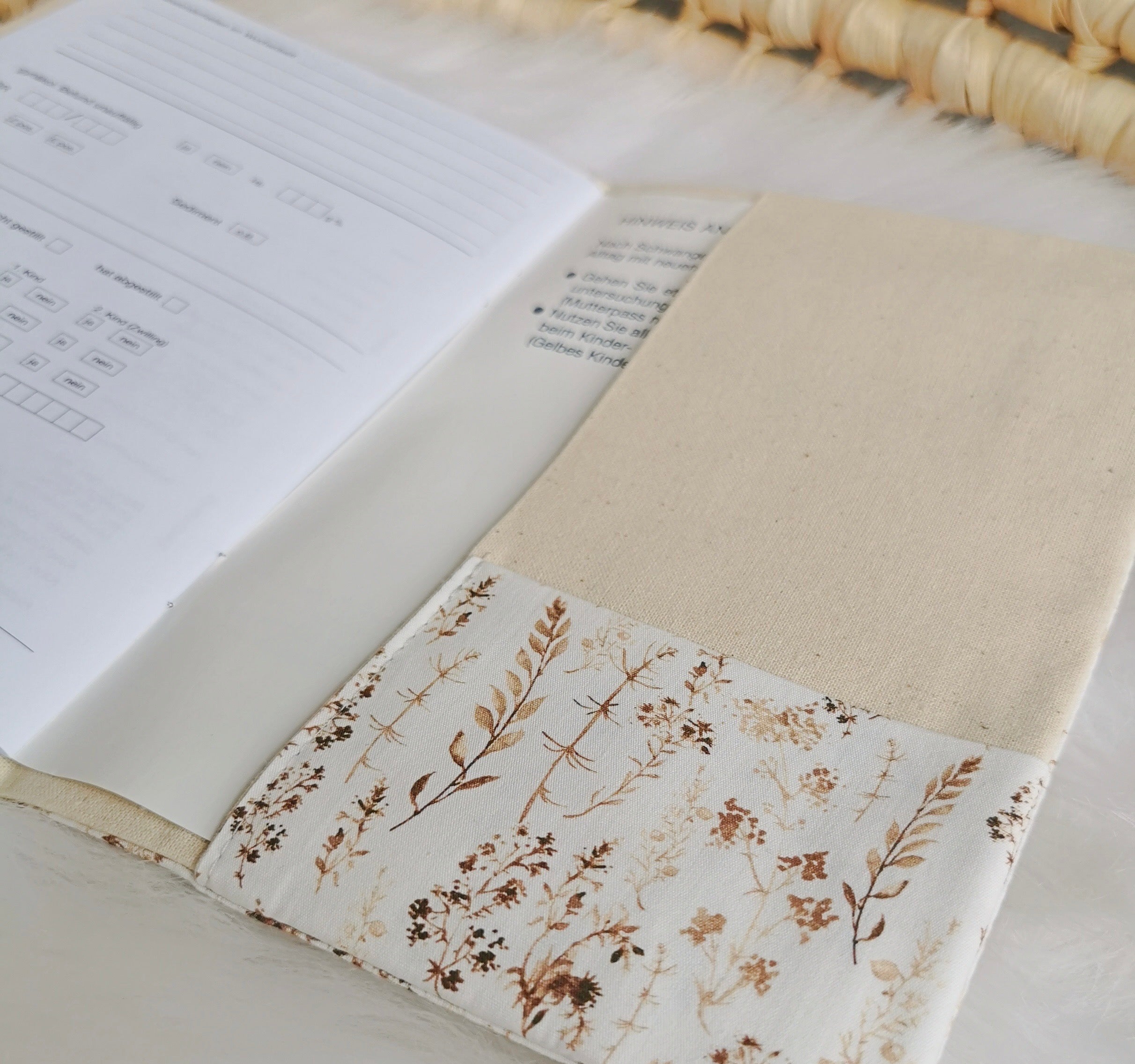Maternity Passport Cover "Wild Flowers"