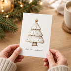 A6-Karte „Oh Tannenbaum“ in der Hand – Größe der Weihnachtskarte