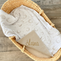 Personalisierte Babydecke mit Namen – Mond | Musselin, wählbare Rückseite: Musselin, Waffelpiqué oder Teddyfell