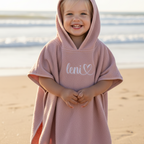 Personalisierter Badeponcho aus Frottee-Baumwolle – Baby Badeponcho mit Namen bestickt | 6 Farben