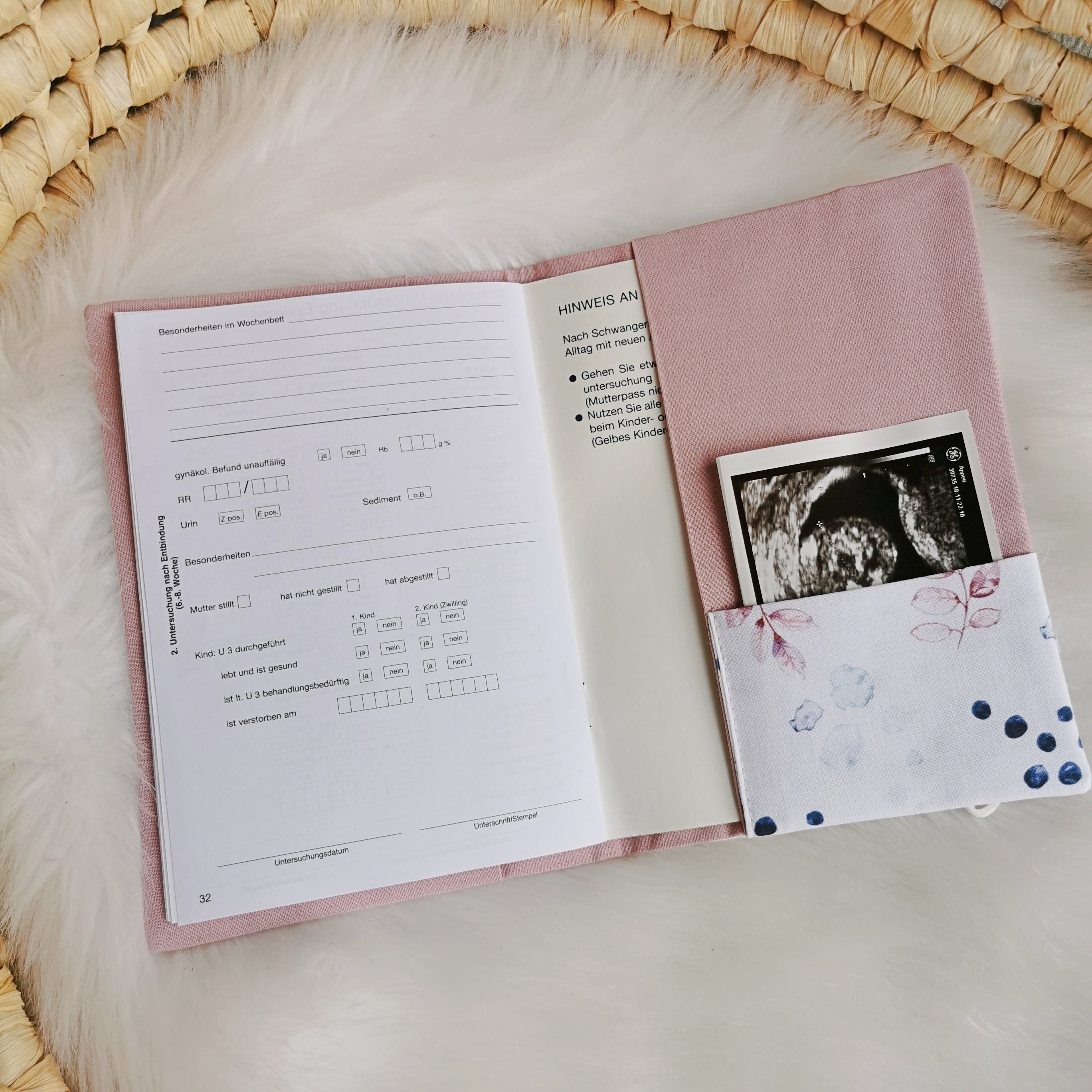Etui Passeport Maternité "Feuilles &amp; Pois"