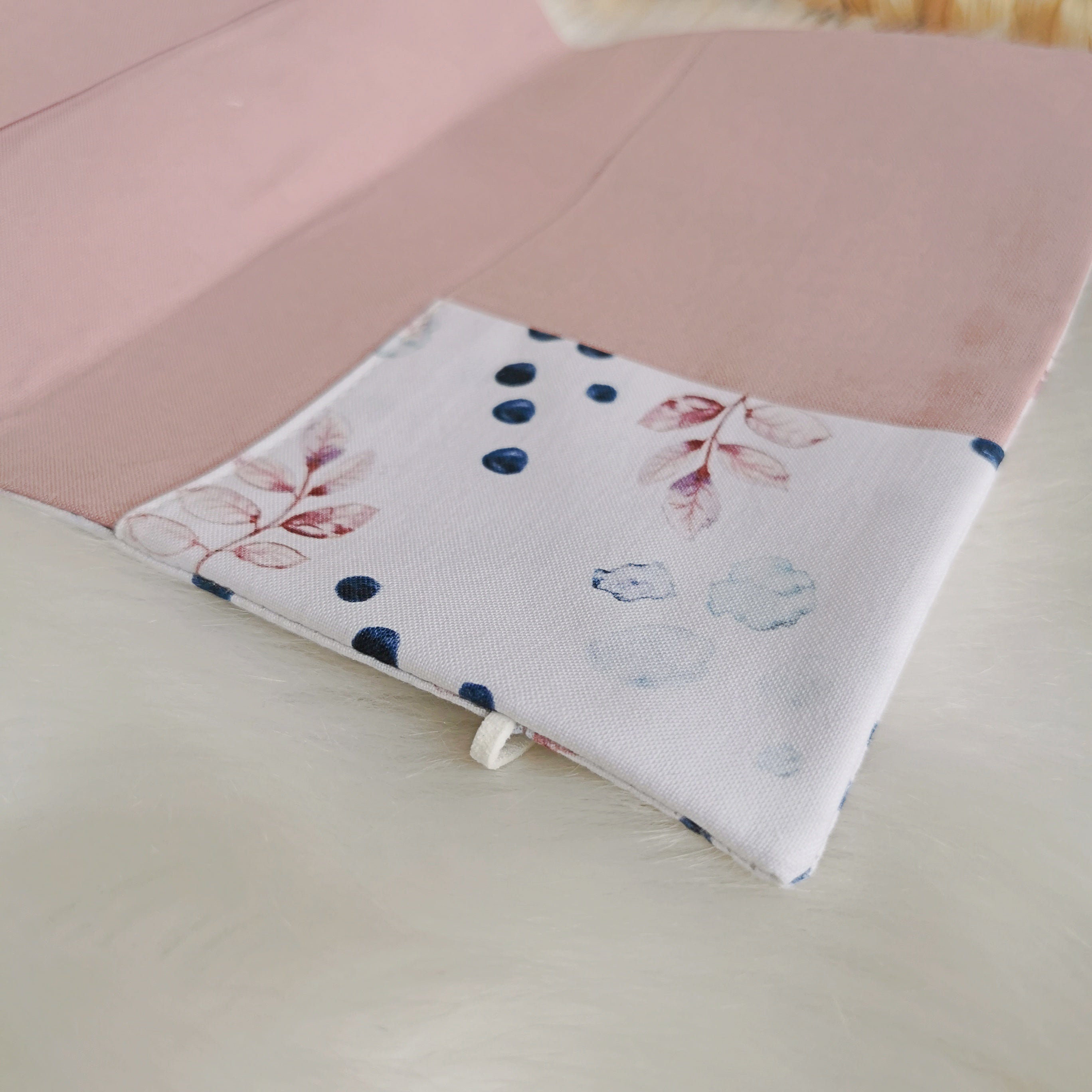 Etui Passeport Maternité "Feuilles &amp; Pois"