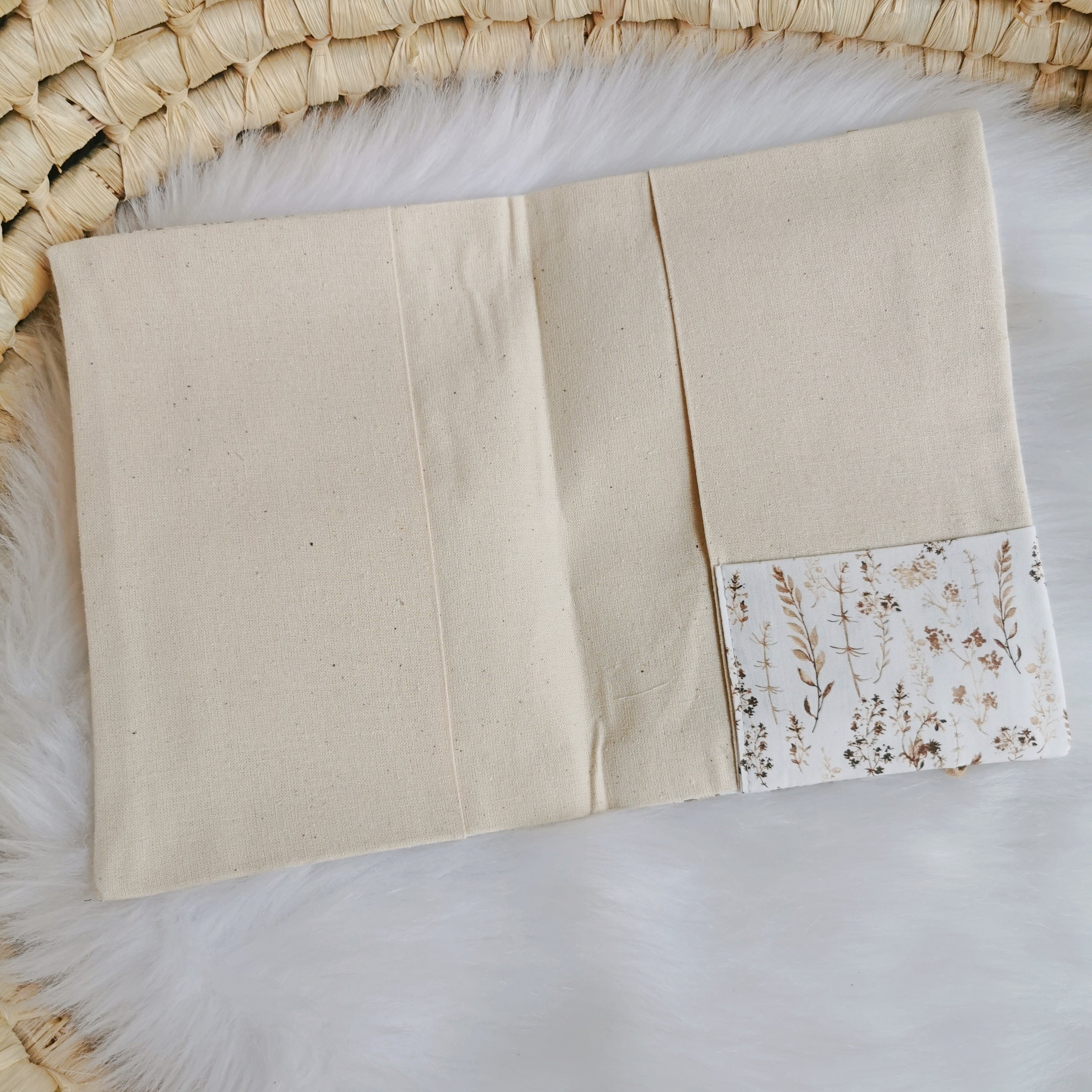 Maternity Passport Cover "Wild Flowers"