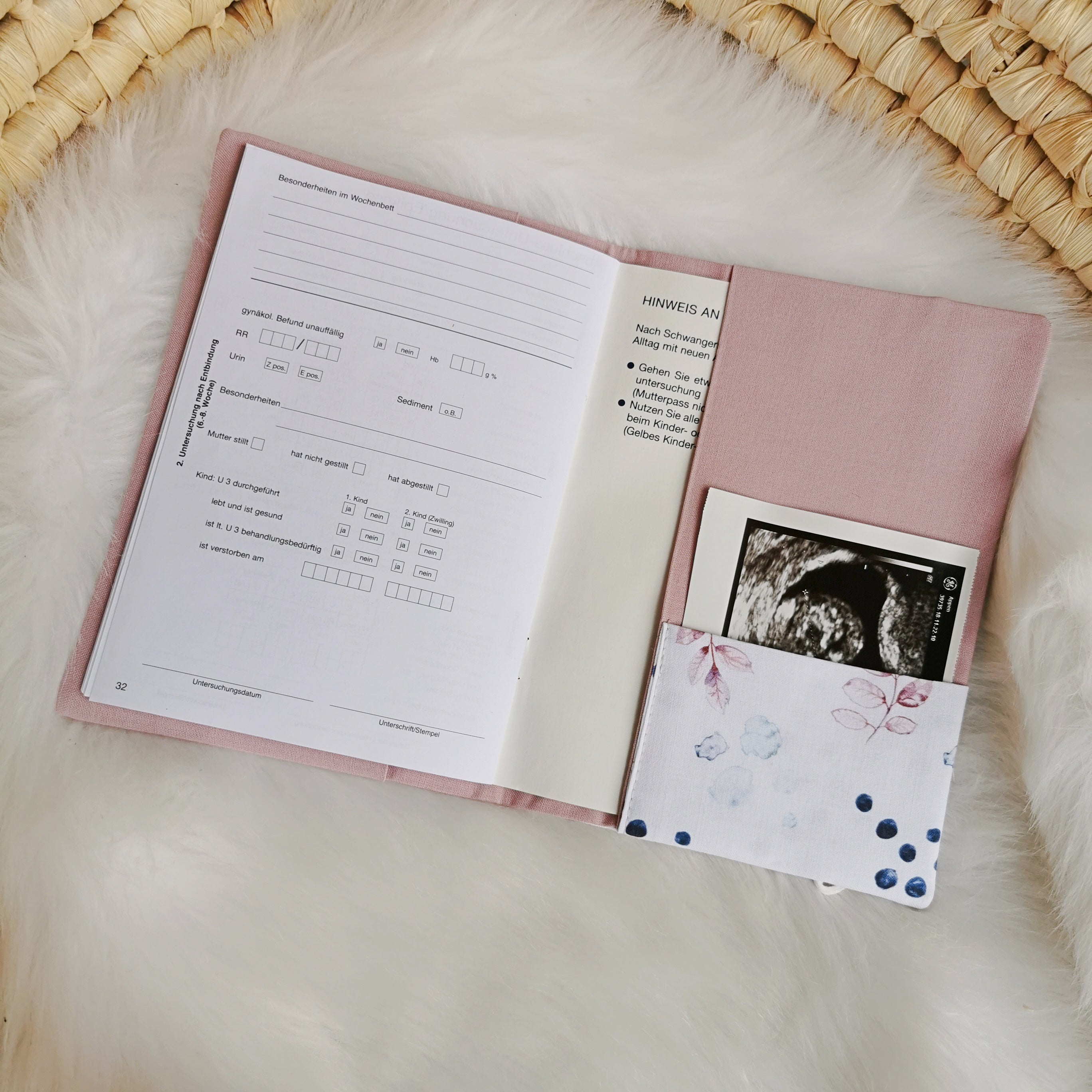 Etui Passeport Maternité "Feuilles &amp; Pois"