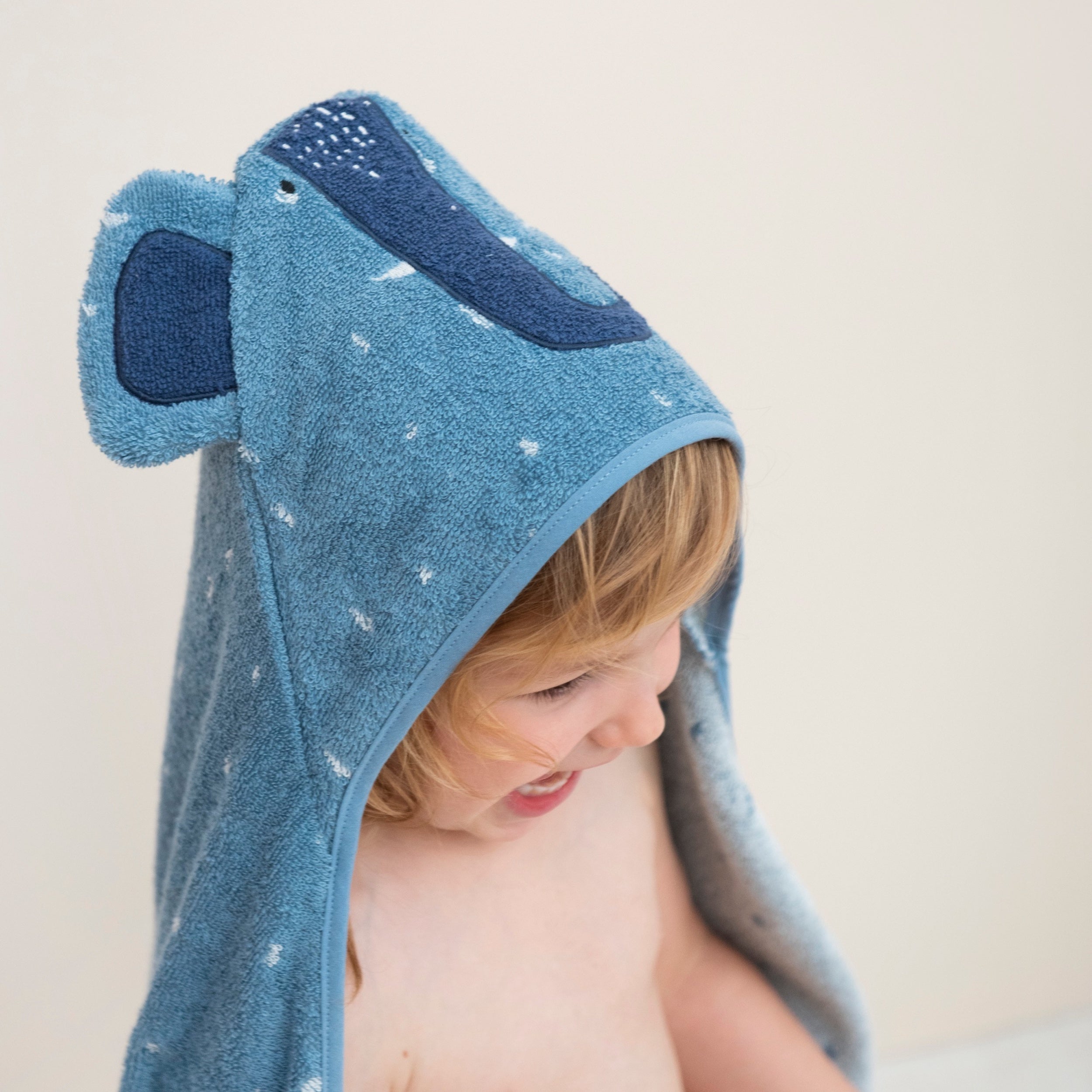 Serviette à Capuche "Mme Éléphant"